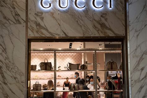 gucci store indianapolis.